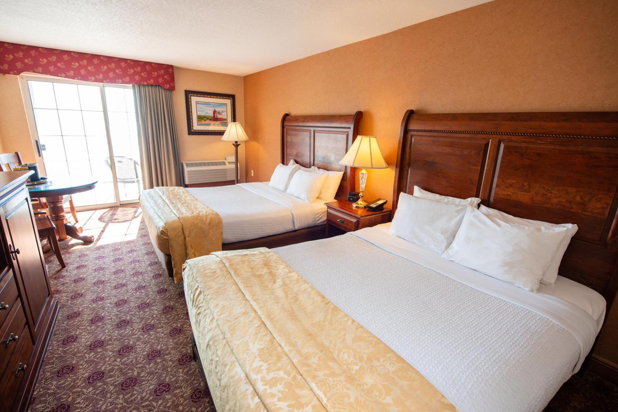 Hamilton Inn Select Beachfront Mackinaw City Exteriör bild